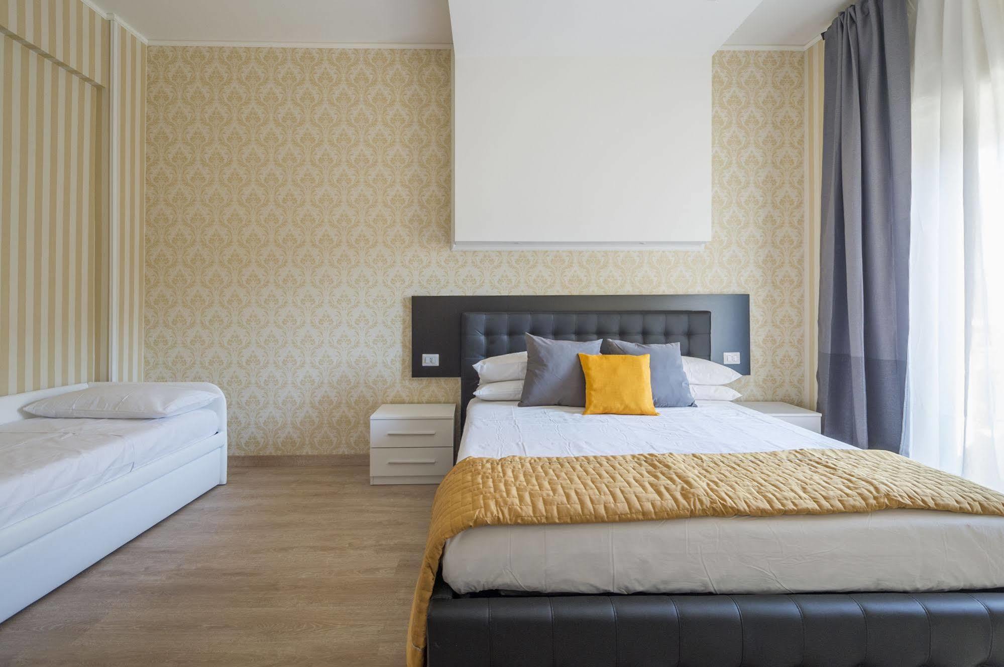 Happy Holiday In Rome B&B المظهر الخارجي الصورة